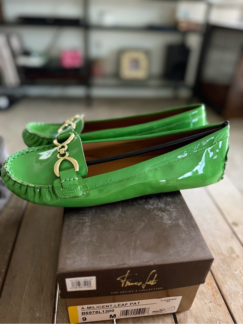 Franco Sarto Green Patent Loafers with Gold Horsebit - Picture 2 of 6